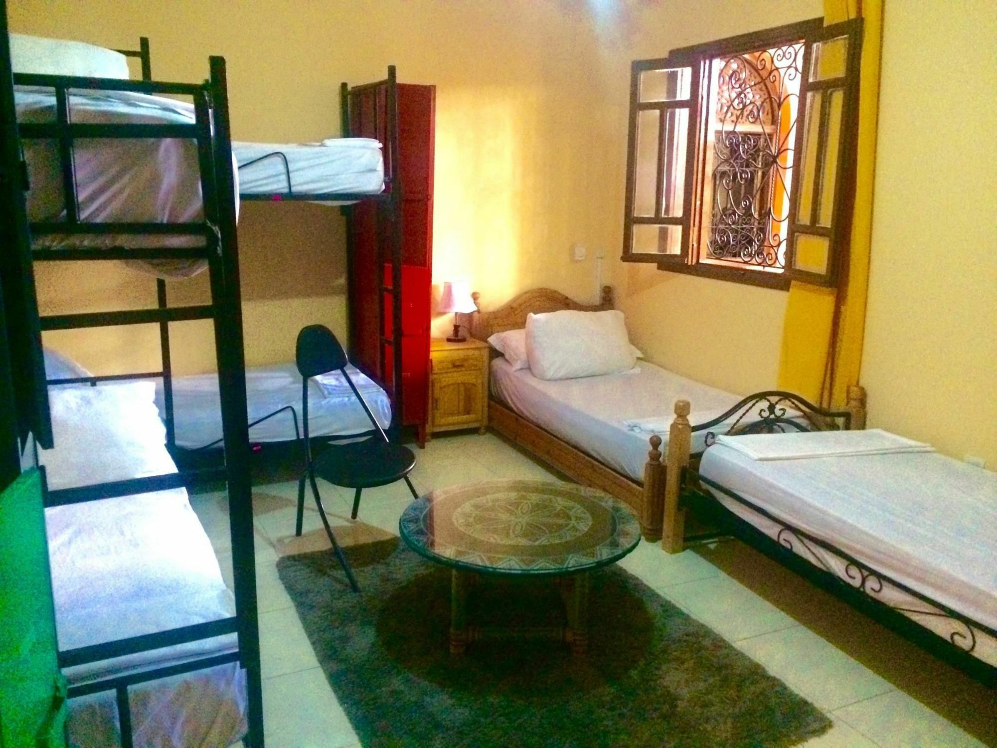 Hostel Villa Red City Marrakesh Bagian luar foto