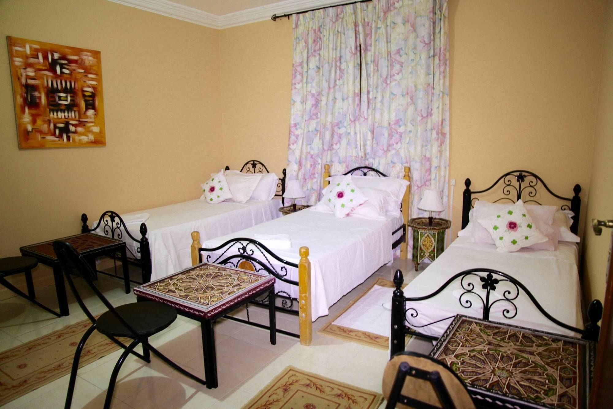 Hostel Villa Red City Marrakesh Bagian luar foto